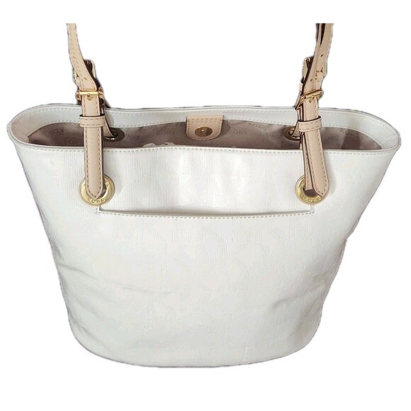 Michael Kors Jet Set Travel Medium Saffiano Leather Top-Clip Tote Bag in White - Picture 9 of 13